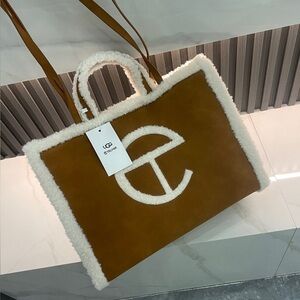 UGG x TELFAR Medium Shopper Bag - Chestnut New with tags